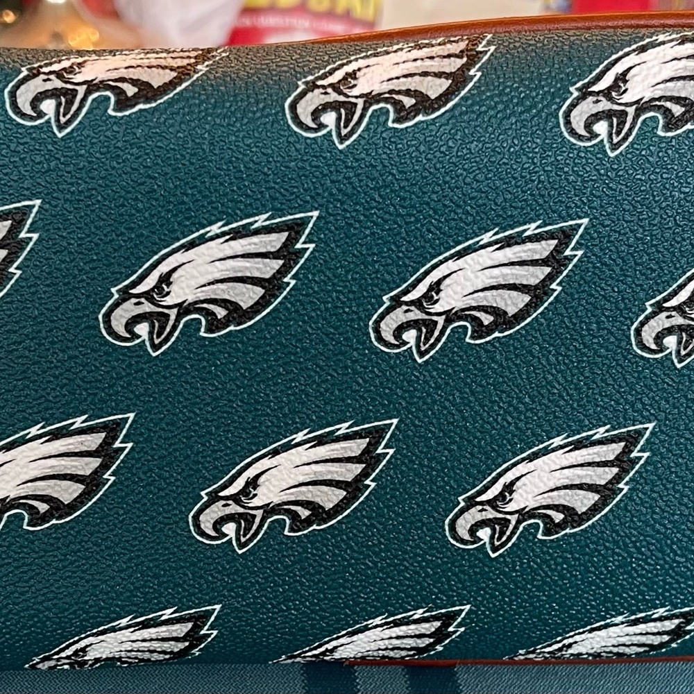 Dooney & Bourke Green and Brown Satchel - Picture 4 of 7